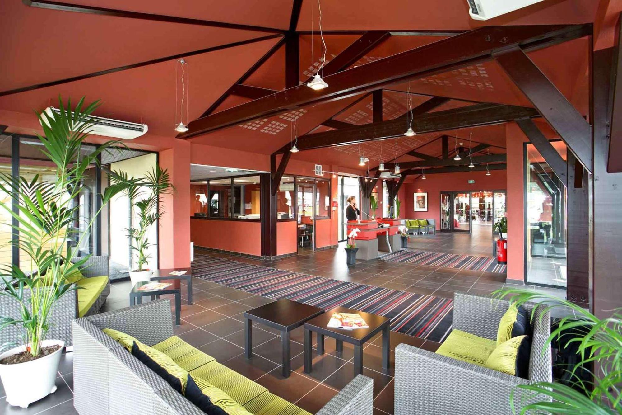 Hotel Ibis Styles Segré Exterior foto
