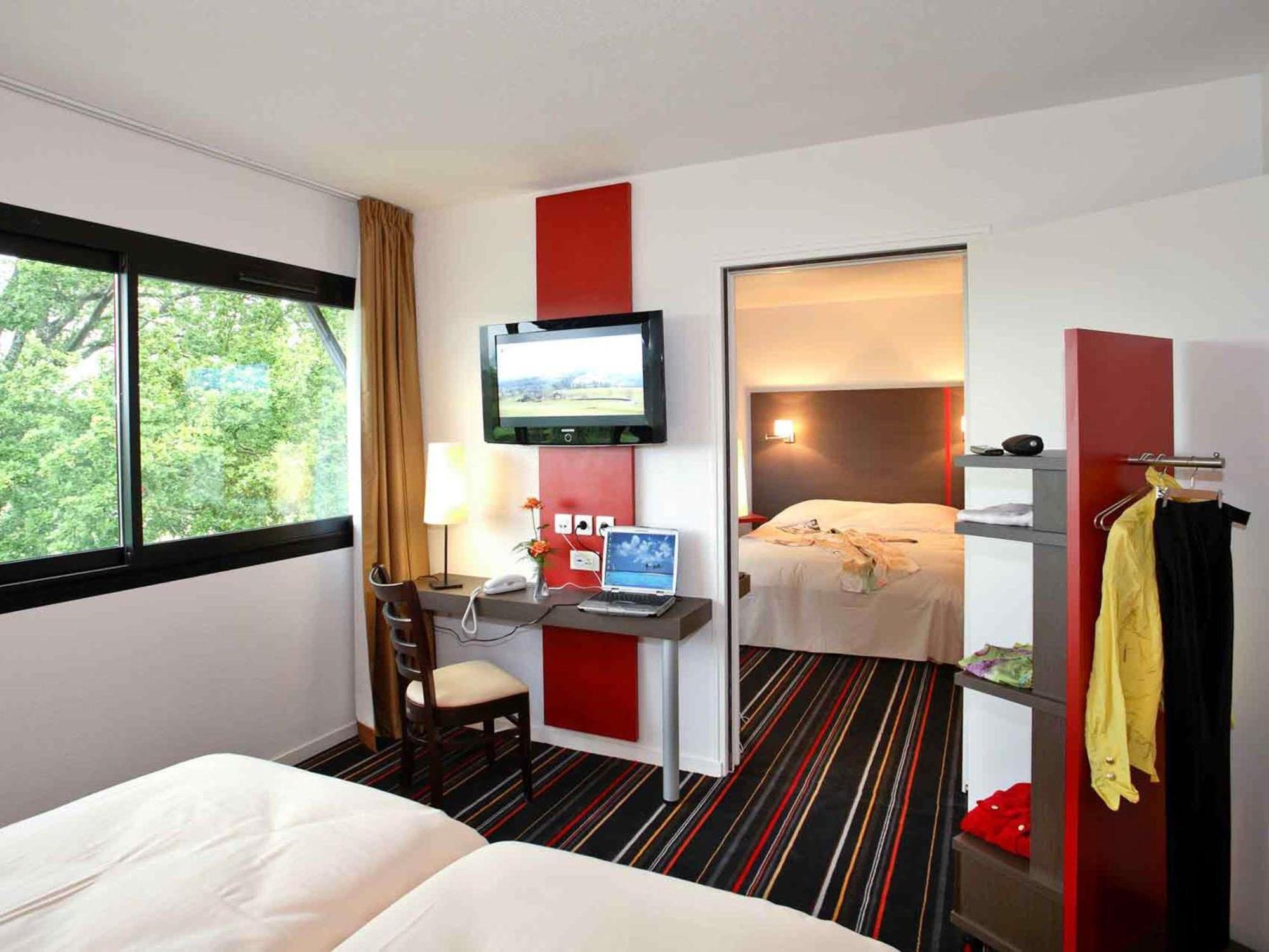 Hotel Ibis Styles Segré Exterior foto